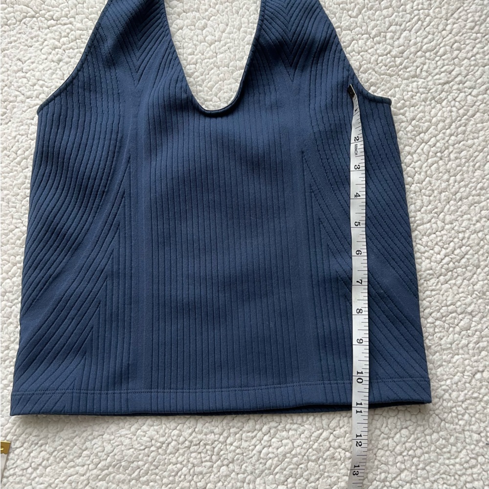 Dynamite Seamless Halter Top - Picture 7 of 10